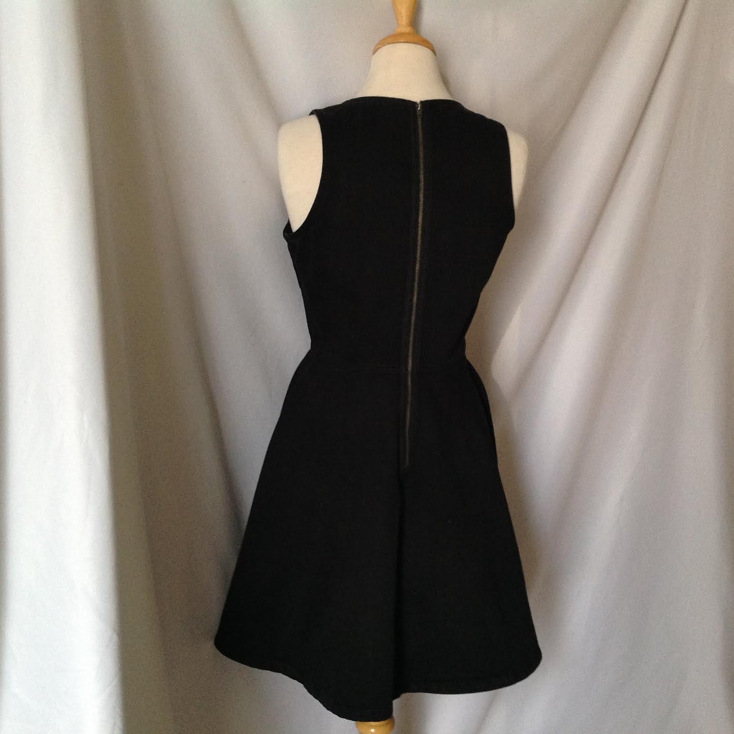 Gap Dress - The Girl House